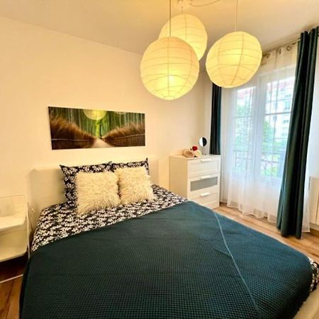 Appartement En Centre-Ville Bussy-Saint-Georges Esterno foto
